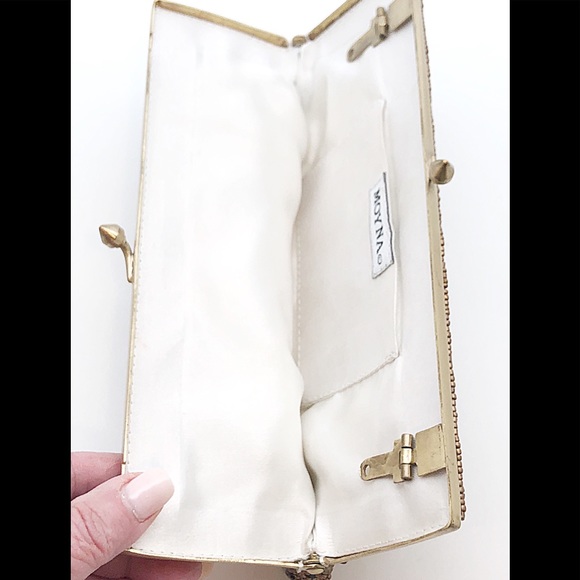 COPY - Moyna Convertible Beaded Clutch in Linen & Neutral Colored Beads, NWOT - Picture 5 of 11